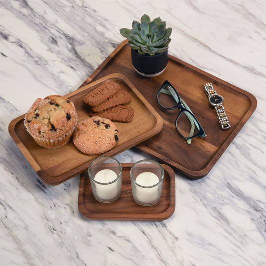 set of 3 Acacia Plates - 1 each size